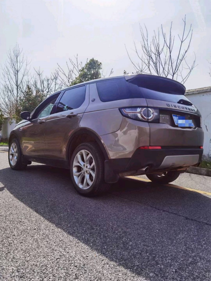 武汉16年路虎发现神行6