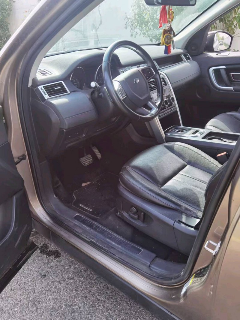 武汉16年路虎发现神行7