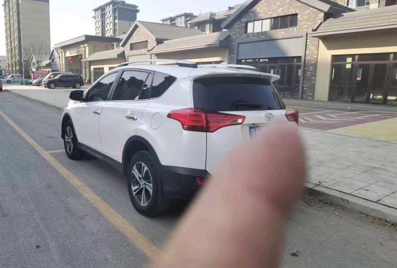 廊坊15年丰田RAV46