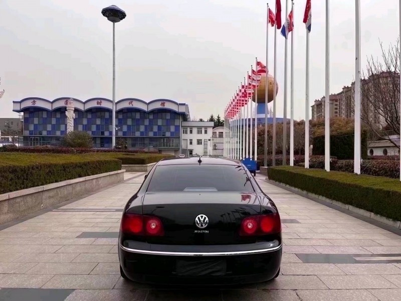 烟台10年大众辉腾8