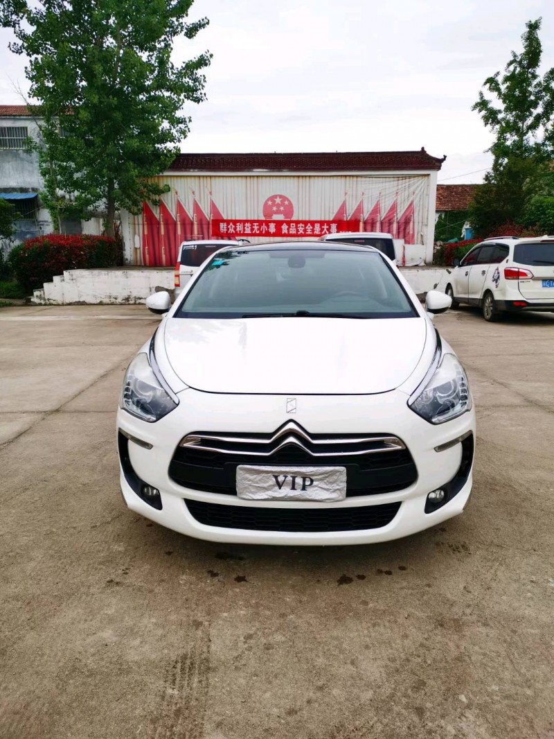 徐州15年雪鐵龍DS51