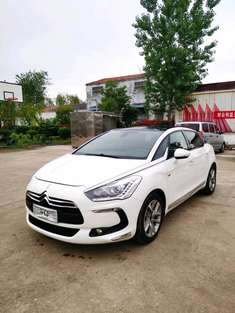 徐州15年雪鐵龍DS52