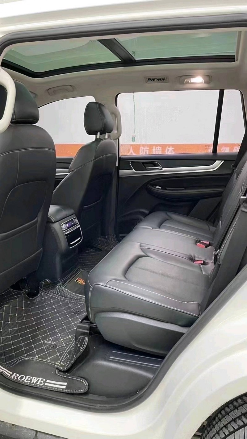 成都22年荣威RX87