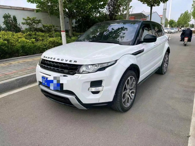 青岛14年路虎极光3