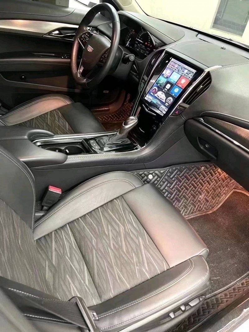 成都17年凯迪拉克ATS8