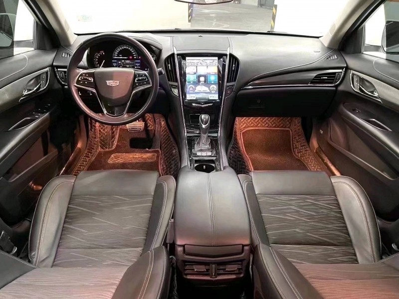 成都17年凯迪拉克ATS7