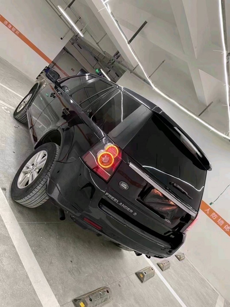 成都14年路虎神行者3