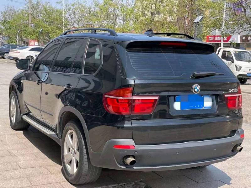 济南10年宝马X53