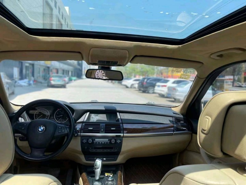 济南10年宝马X54