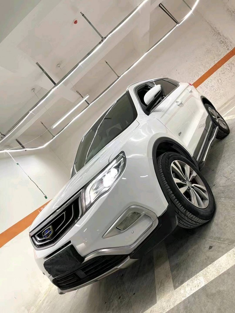 成都17年吉利缤越2