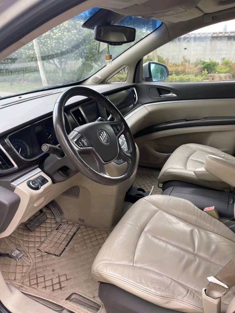 徐州11年别克GL86