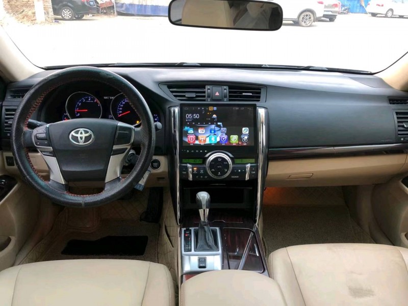 保定12年丰田锐志5