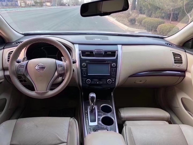 潍坊14年日产天籁2