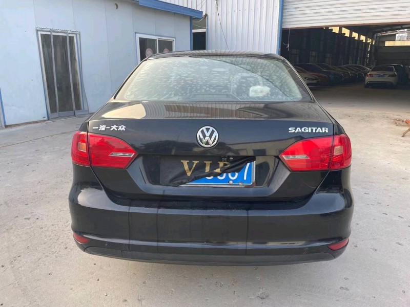 济宁15年大众速腾8