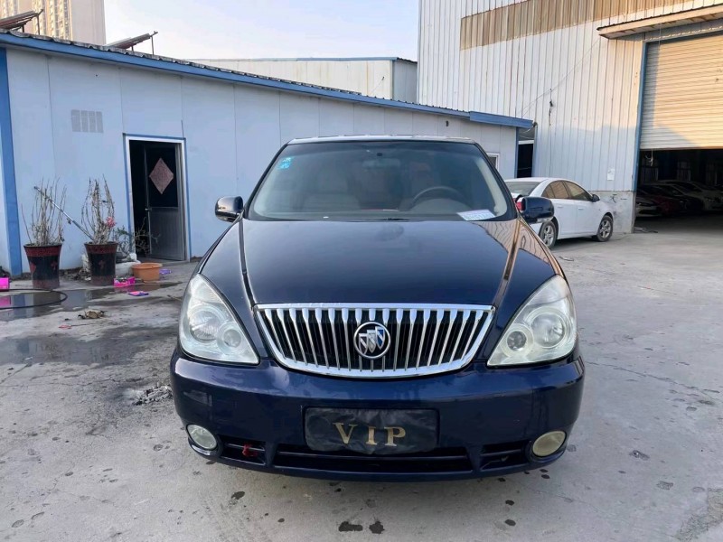 济宁13年别克GL81