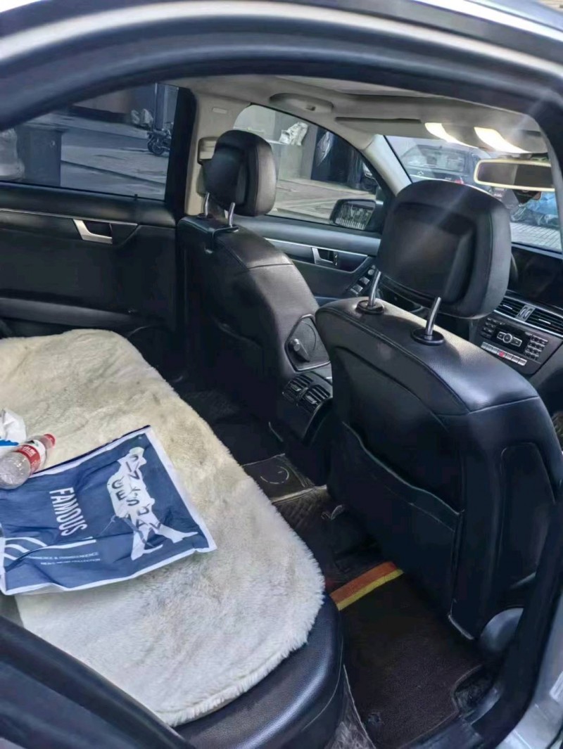 石家庄13年奔驰C6