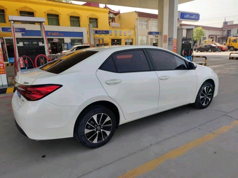 保定19年丰田雷凌4