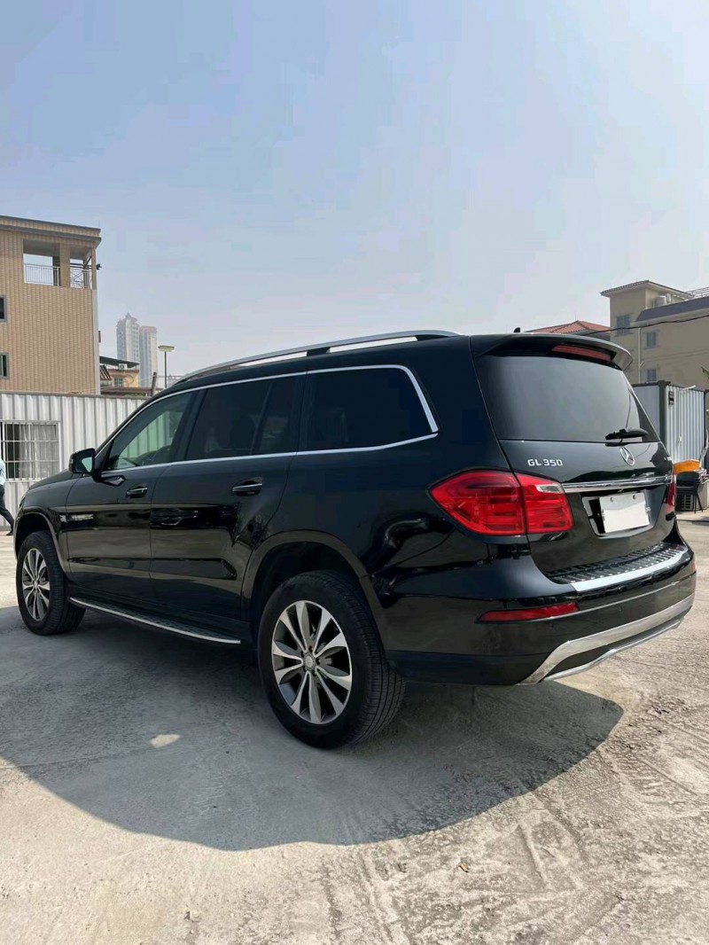 深圳14年奔驰GL8