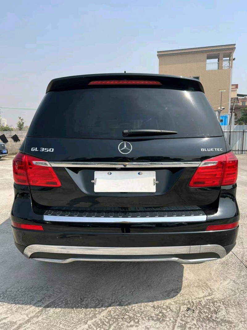 深圳14年奔驰GL9