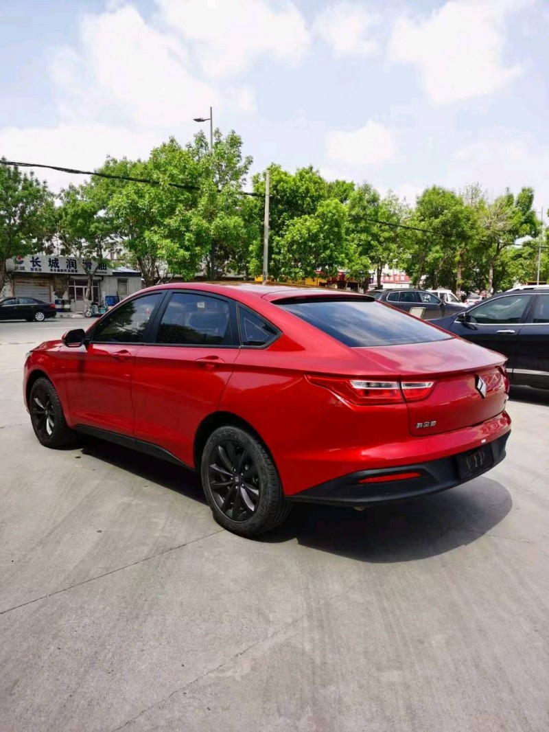 济南19年宝骏RC64