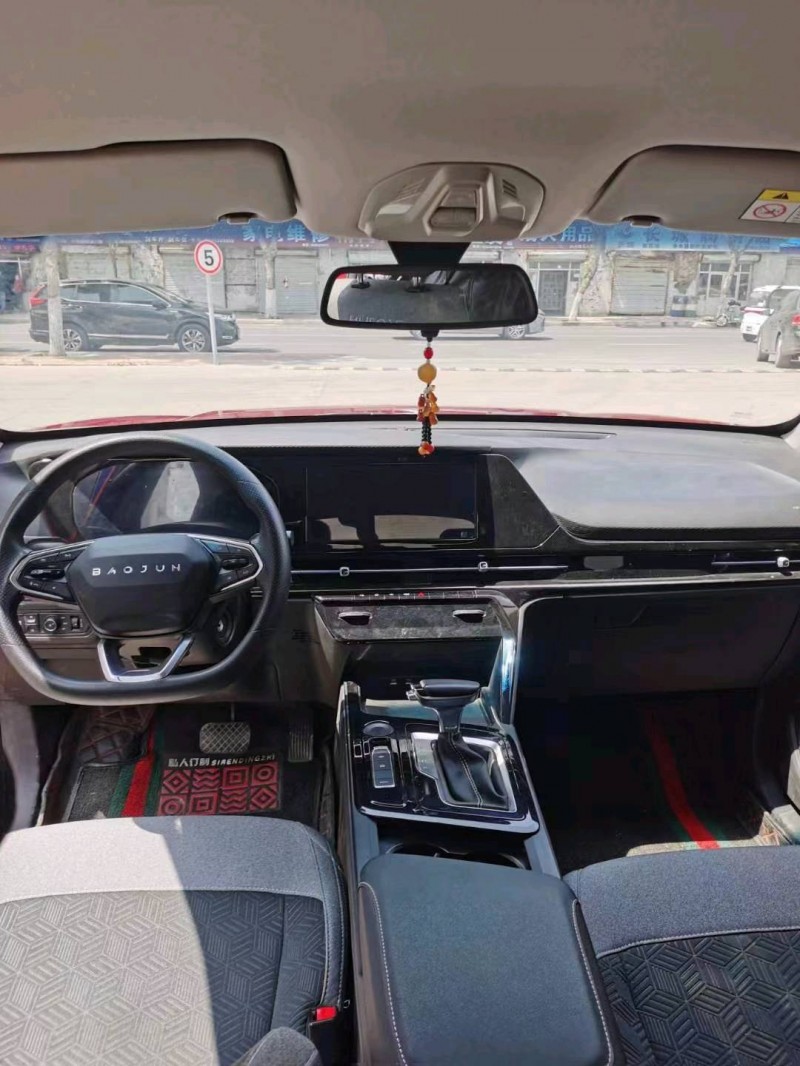 济南19年宝骏RC68