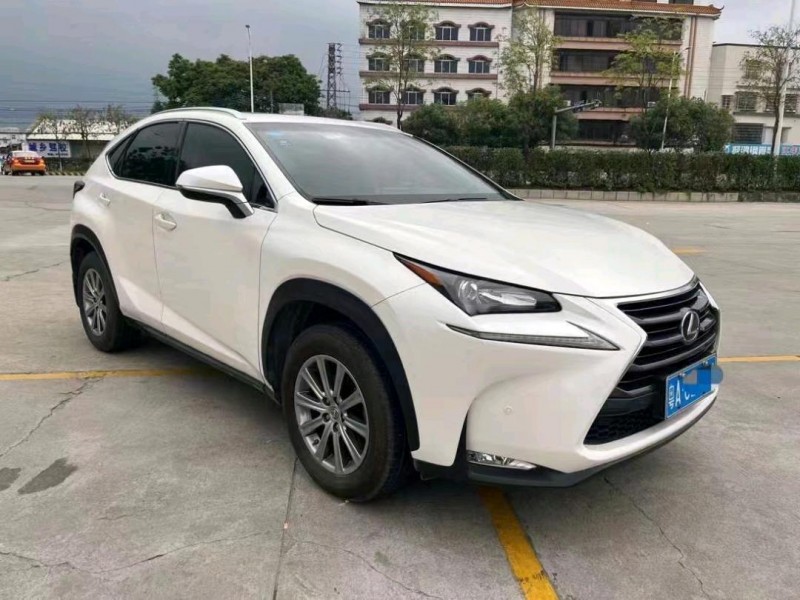 深圳15年雷克萨斯NX2