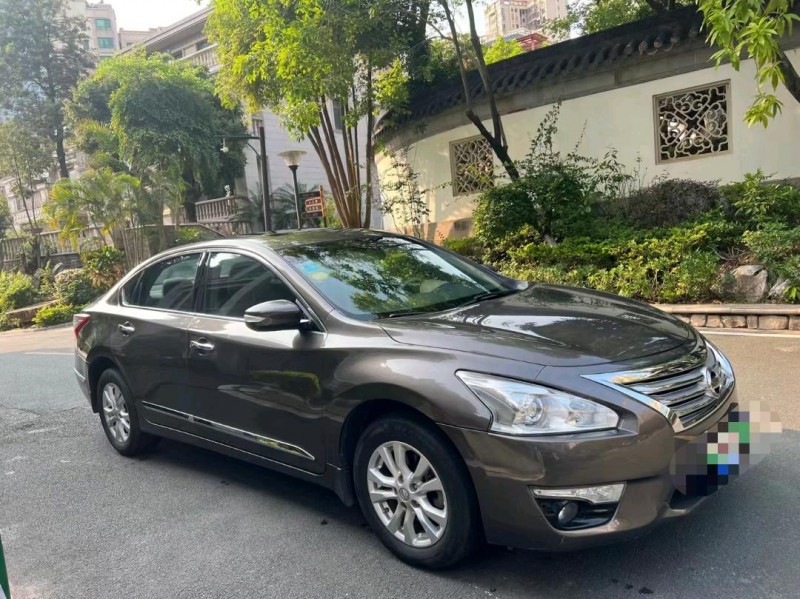 广州14年日产天籁2