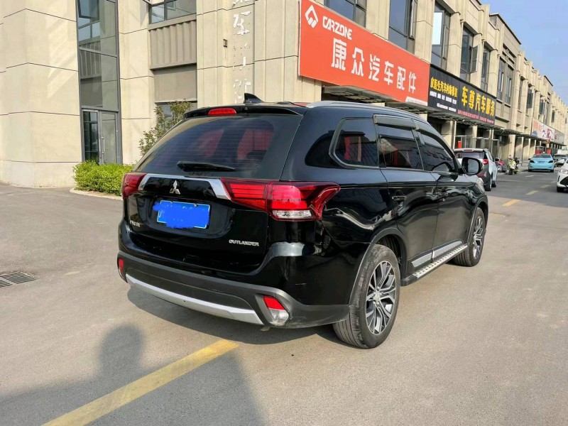 淮南18年三菱欧蓝德4