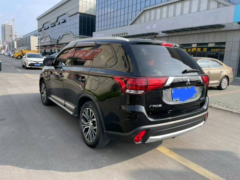 淮南18年三菱欧蓝德7