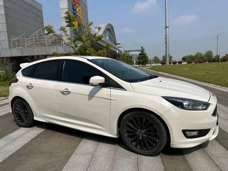 盐城17年福特福克斯8