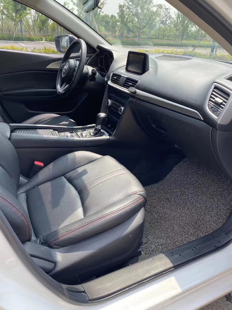 徐州20年马自达昂克赛拉6