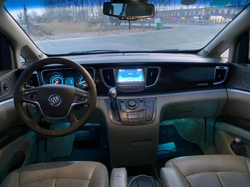 青岛13年别克GL87