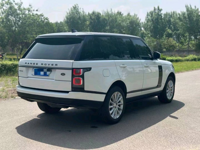 青岛19年路虎揽胜行政8