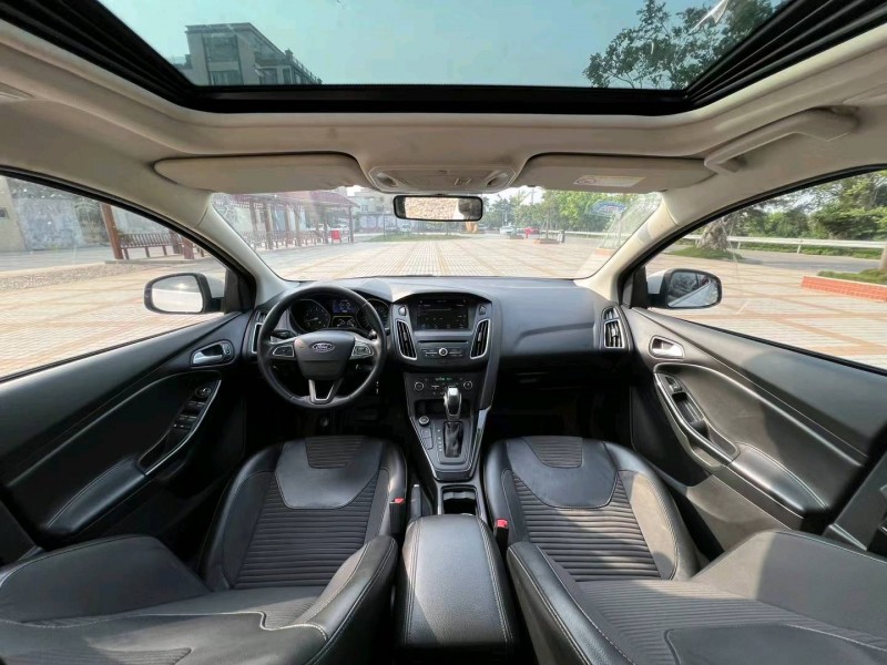 汕头17年福特福克斯7