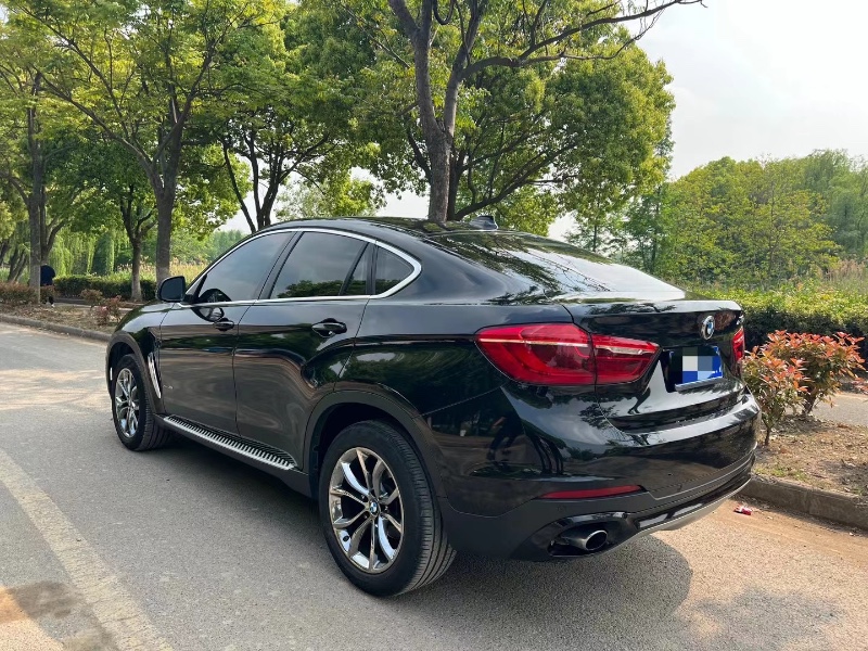 苏州17年宝马X67