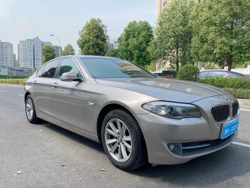 成都13年宝马5系3