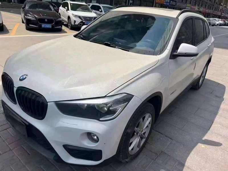 济南17年宝马X12