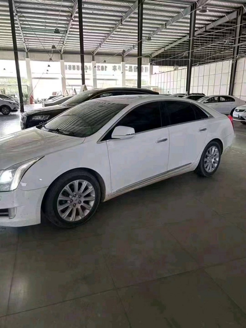 济南15年凯迪拉克XTS3