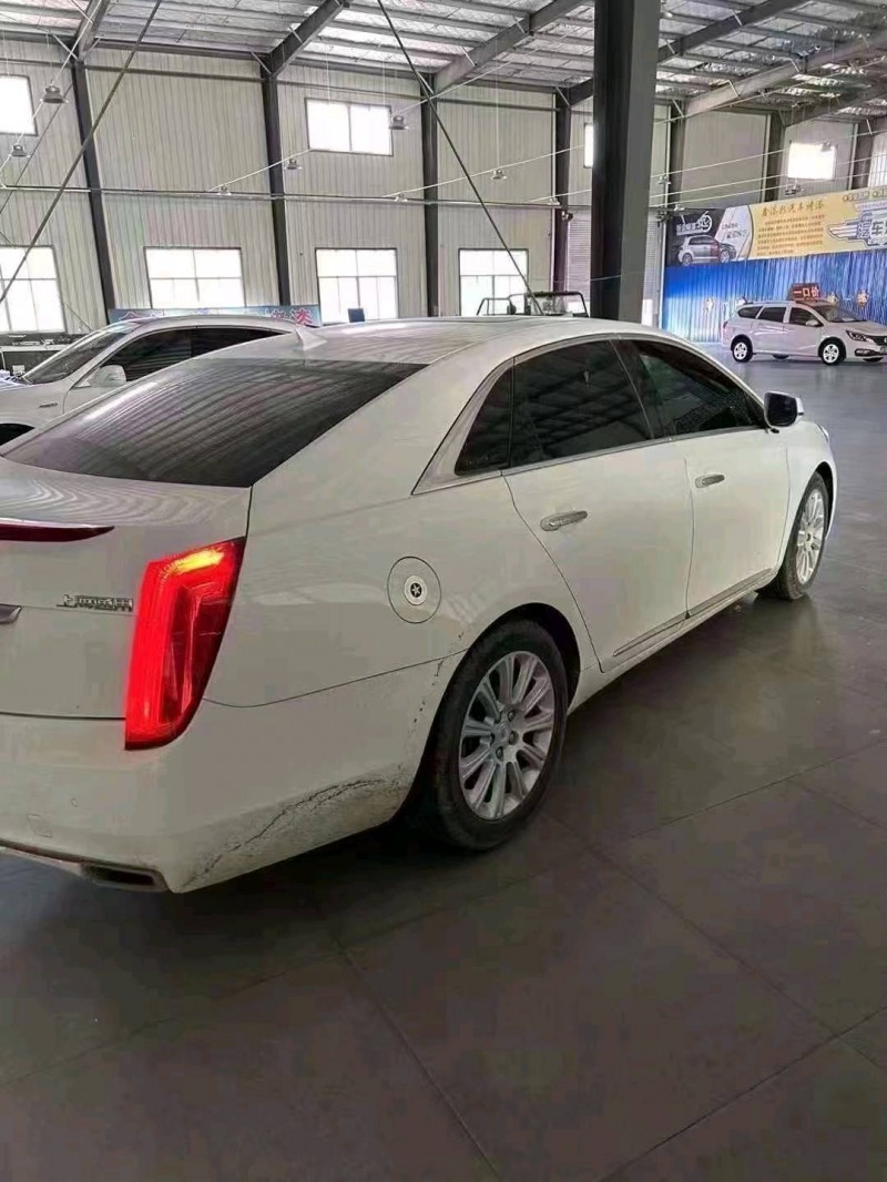 济南15年凯迪拉克XTS8