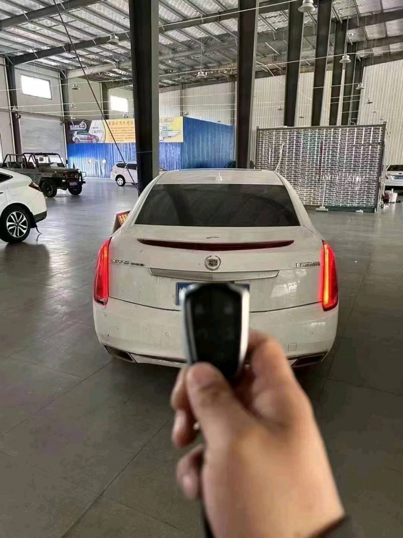 济南15年凯迪拉克XTS9