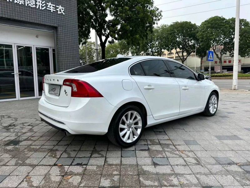 深圳14年沃尔沃S60L6