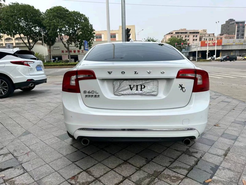 深圳14年沃尔沃S60L8