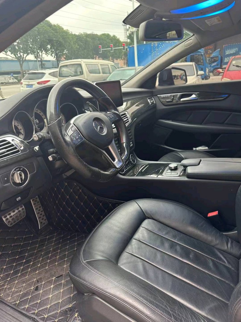 深圳14年奔驰CLS7