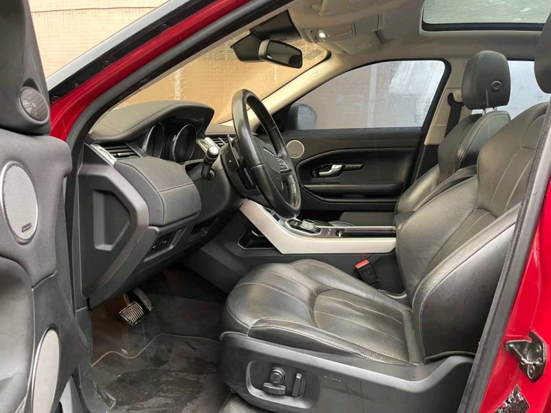 深圳16年路虎极光5