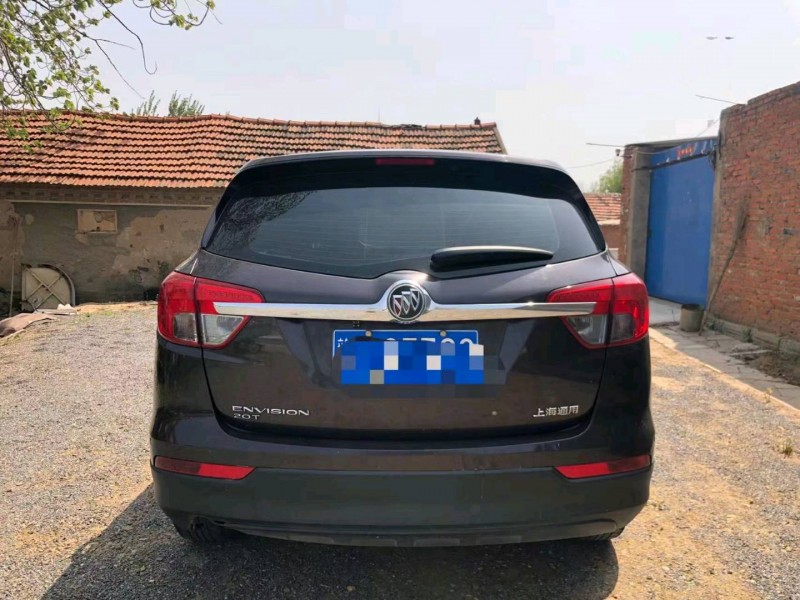 青岛16年别克昂科威6