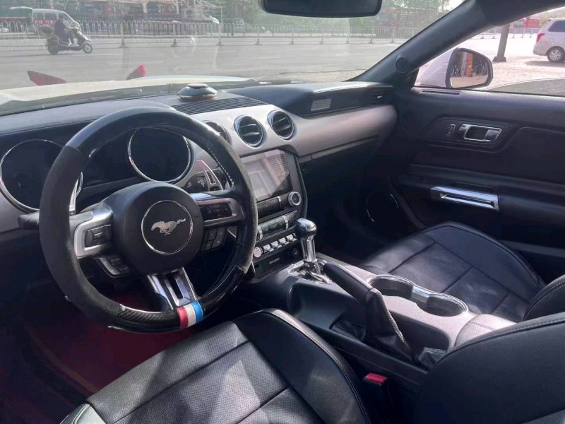 衡阳17年福特野马8