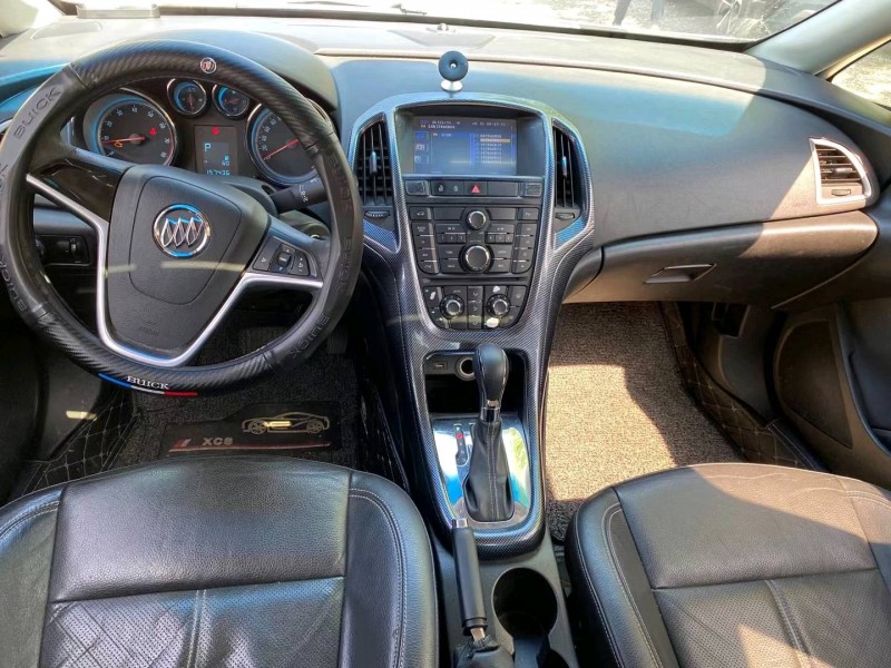 广州12年别克英朗6