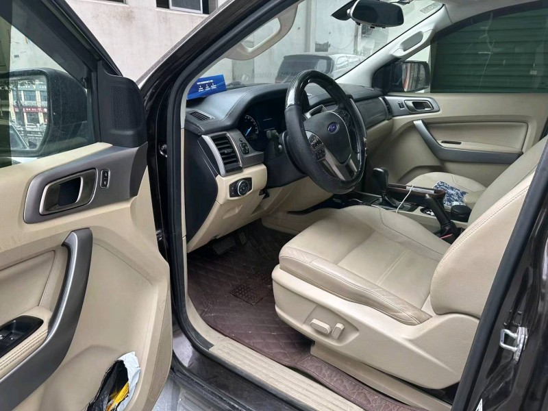 广州16年福特撼路者7