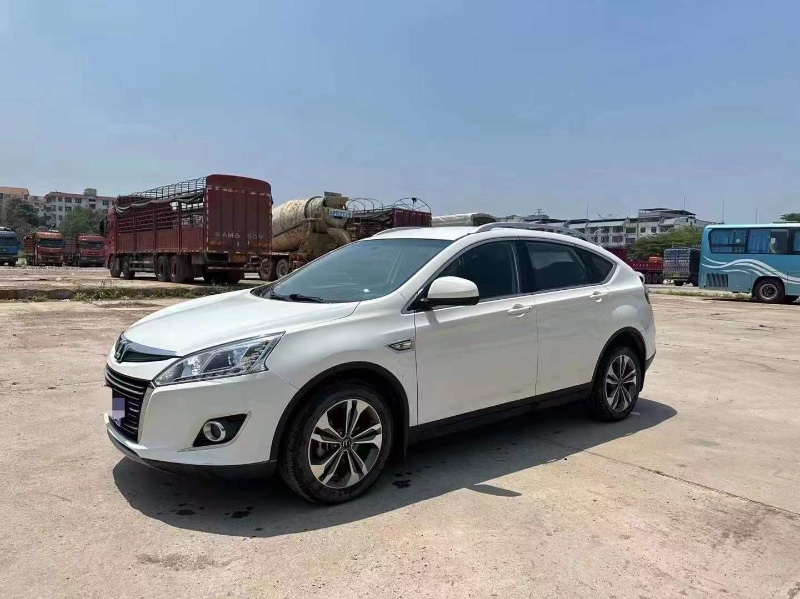 南寧16年納智捷優6 SUV2