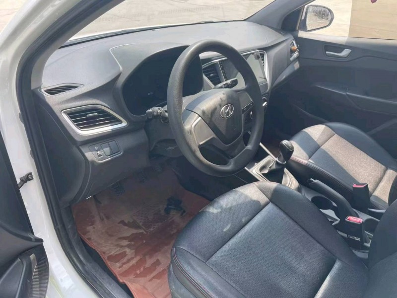 保定19年现代悦纳7